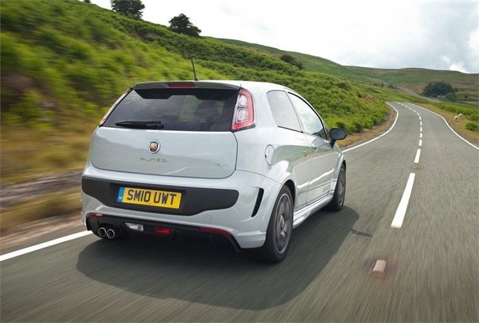 http://www.honestjohn.co.uk/imagecache/file/fit/700x700//media/3303009/Abarth%20Punto%20Evo%20(11).jpg