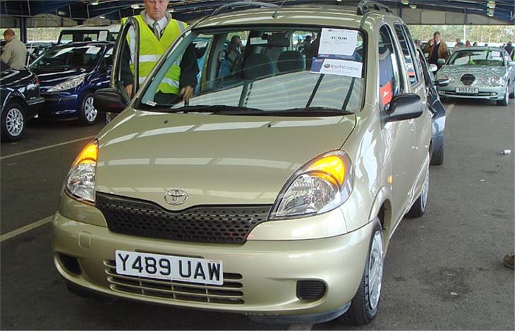toyota yaris y reg prices #3 toyota yaris y reg prices #3