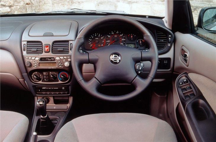 Price of nissan almera 2000 model #10