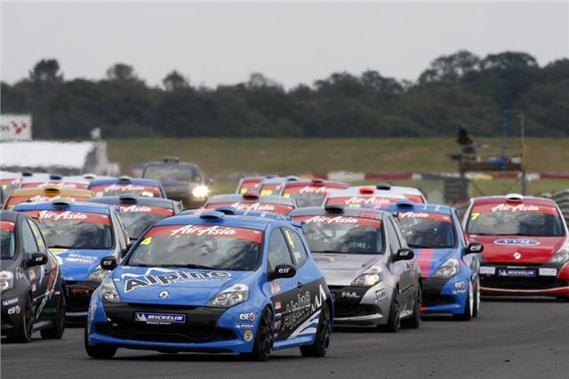 Renault Clio Cup Race Car Specs