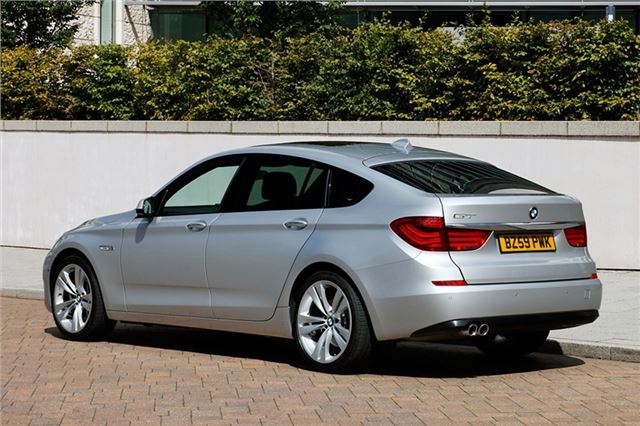 Difference between bmw 530d and 535d #6