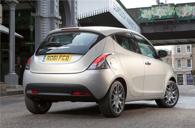 Car review chrysler ypsilon #3