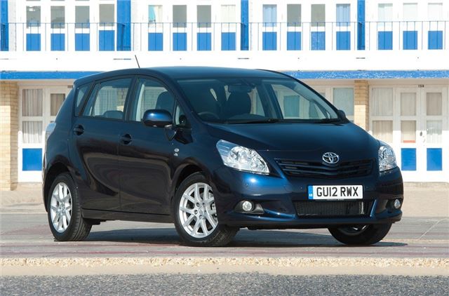 toyota verso honest john #7