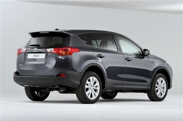 2005 toyota rav4 awd review #7