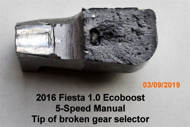 Ford Fiesta 2016 Broken Gear Selector [1b]