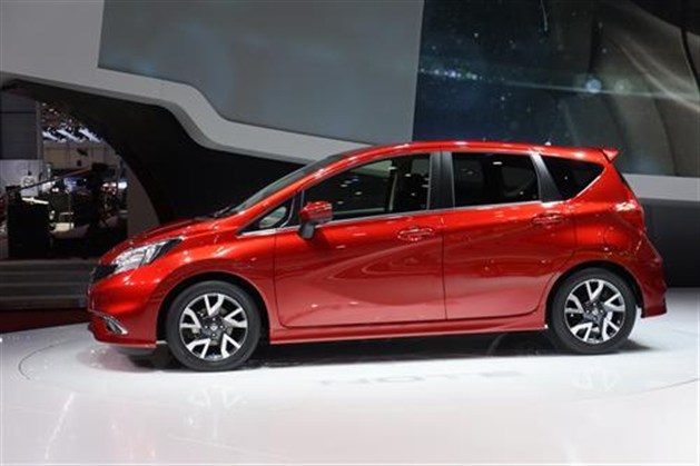 Nissan Note (2)