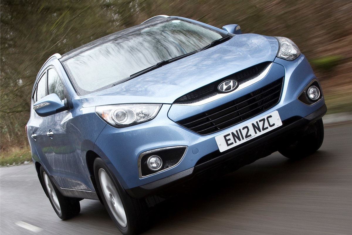 Hyundai x 560