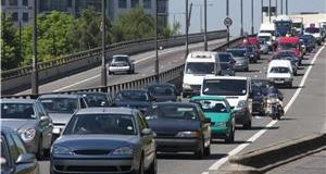 Night vision and cruise control 'would tempt car buyers'