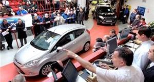 Retailers buying at auction 'should move quickly'