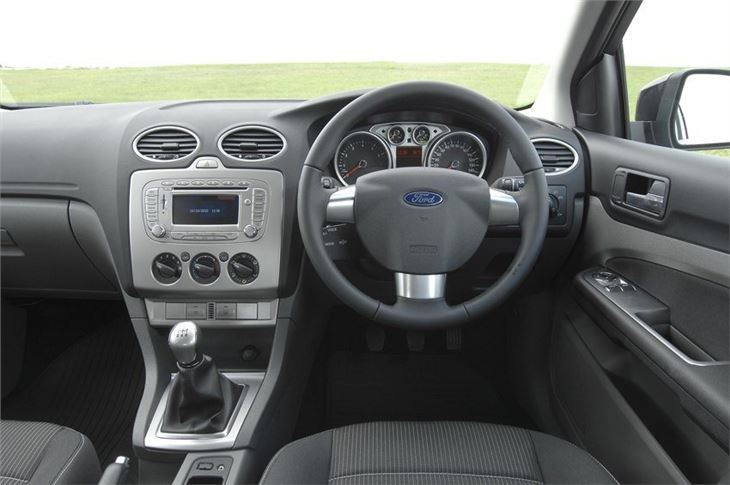 Ford focus sport tdci 2011 review #7