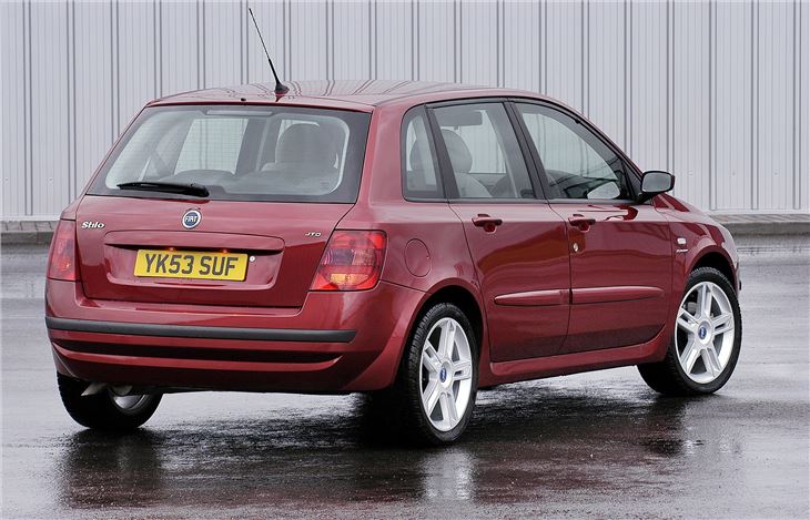 Fiat%20Stilo%20(3).jpg