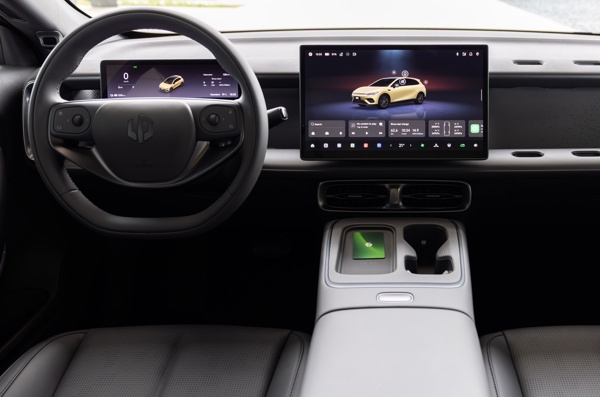 Leapmotor B05: interior