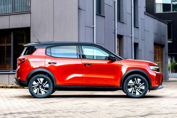 Vauxhall Frontera Electric review: static side elevation