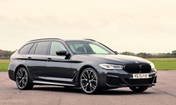 5 Series Touring (2017 - )