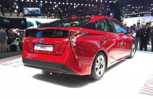 Toyota Prius (2)