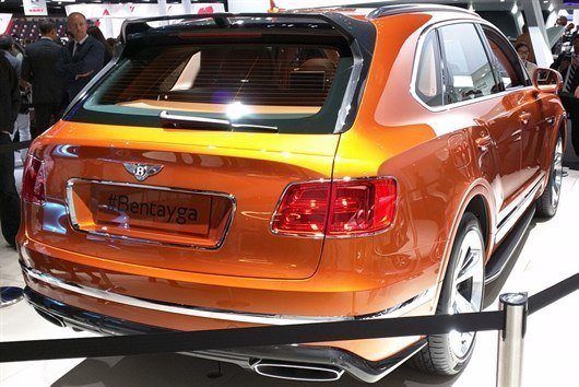 Bentley Bentayga (2)