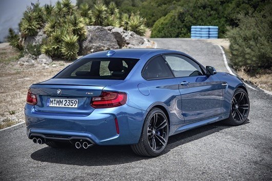 BMW M2 (1)