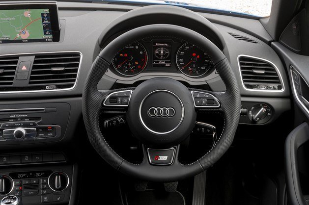 Audi Q3 Steering Wheel Close