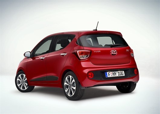 Hyundai _i 10_3_4_rear