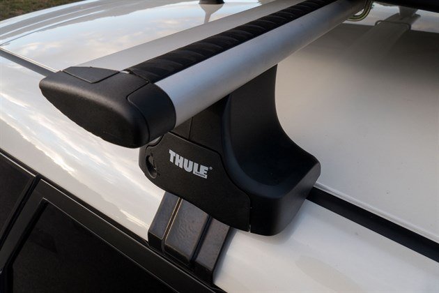 Nissan Pulsar Thule Roof Mounts