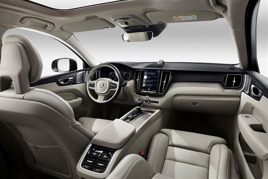 Volvo XC90 (3)