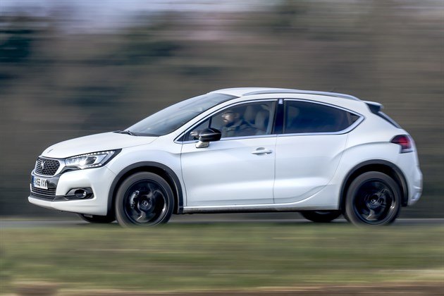 DS 4 Crossback - Panning