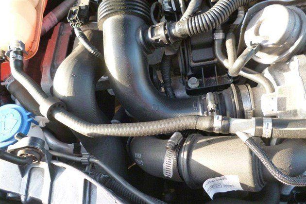 Ford Focus 1.0 Ecoboost Degas Pipe Modified