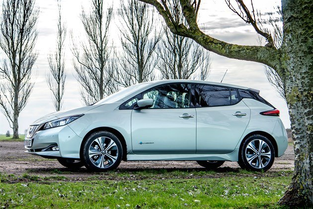 Nissan _LEAF_007