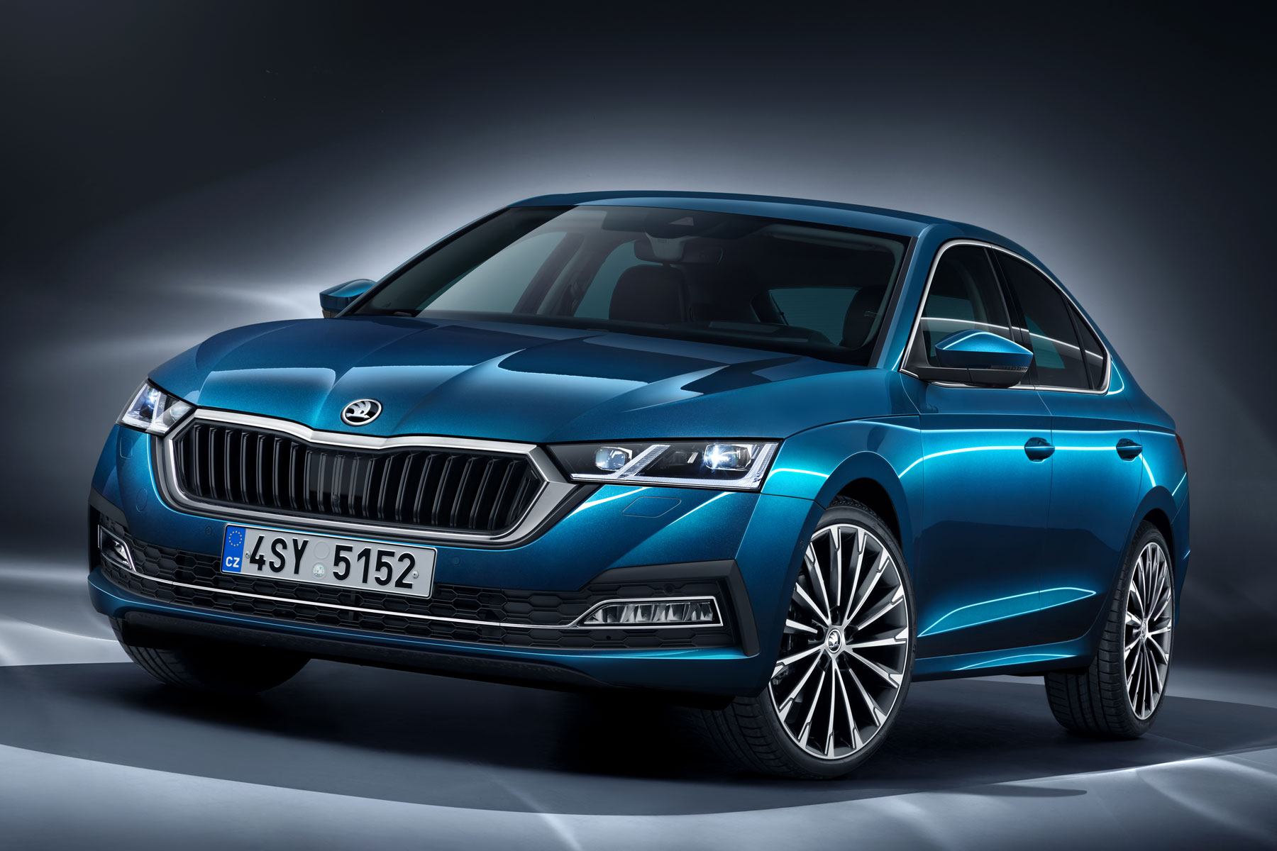 Skoda octavia on sale hybrid 2020 price
