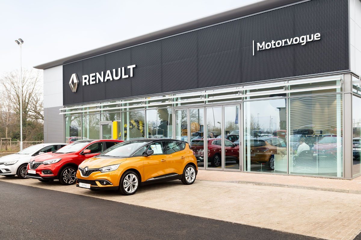 New _Motorvogue _Renault _showroom _opens _in _Bedford -Large -15511