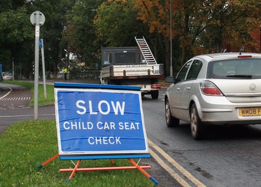 Police -child -seat -check -1