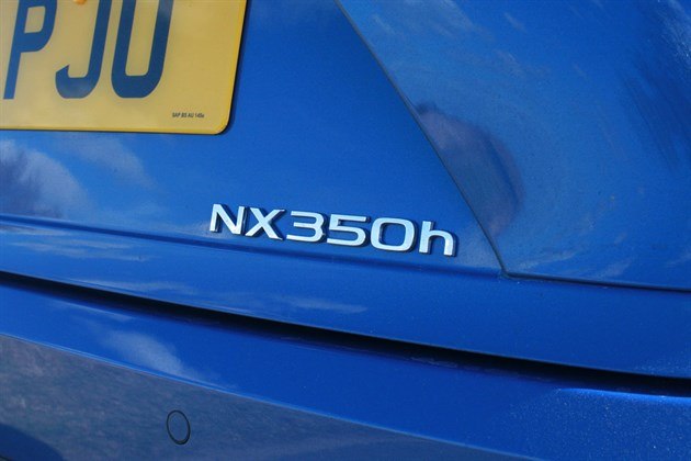 2022 Lexus NX 350h (1)