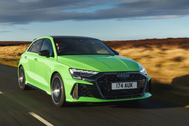 Audi RS3 Sportback: driving