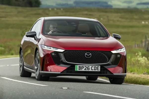 Mazda 6e: driving