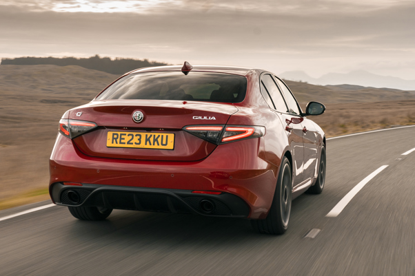 Alfa Romeo Giulia: driving