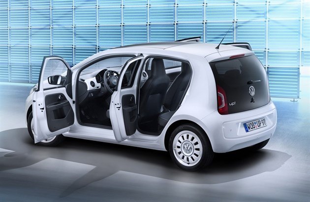 Volkswagen Up 5-door (2)