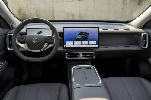 Leapmotor B10: interior