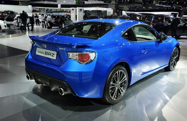 Subaru BRZ (1)