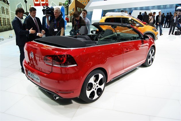 Volkswagen Golf GTI Cabriolet (3)