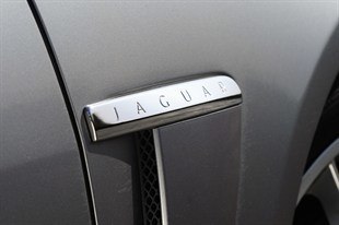 Jaguar XF (9)