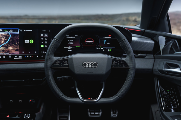 Audi A6 Avant e-tron Review: dashboard from driver's perspective