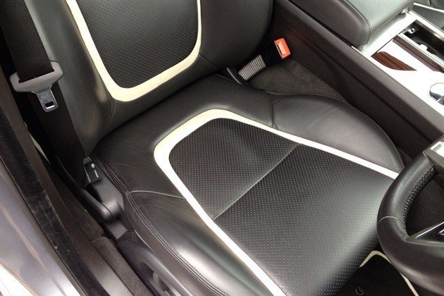 Jaguar XF Seat