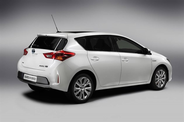 Toyota Auris 2012 (1)