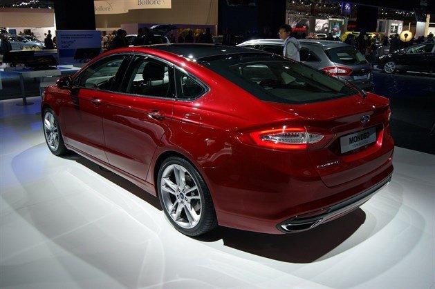 Par 2012Ford Mondeo _2