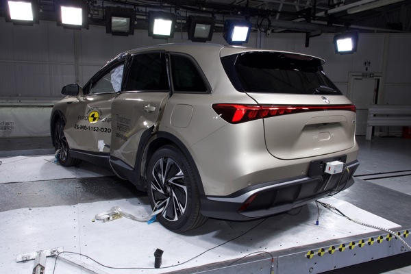 2026 MG S6 EV crash test