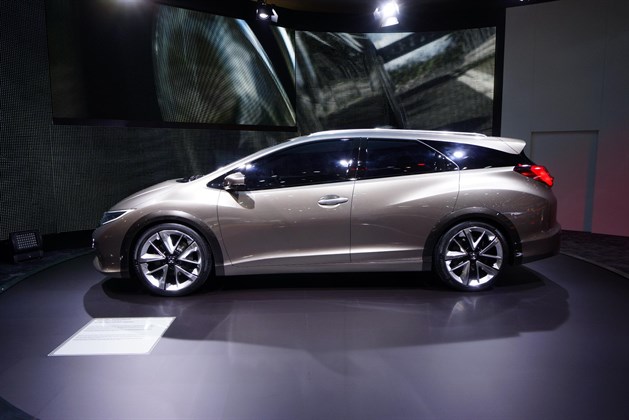 Honda Civic Tourer Concept (2)