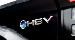 Hybrids get green light to 2035 as PM eases ZEV Mandate
