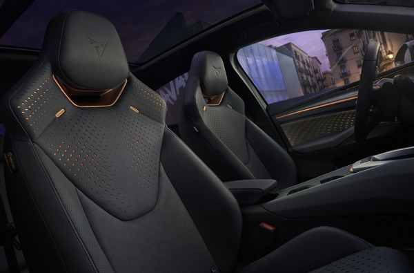2026 Cupra Raval seats