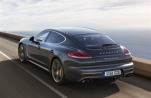 Porsche Panamera Turbo S (1)