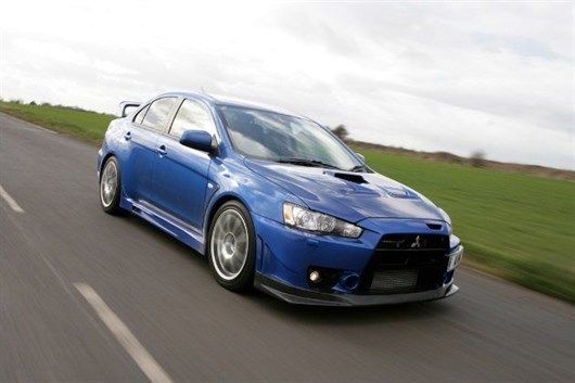 Mitsubishi Evo X (11)